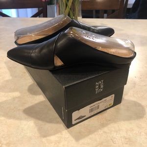 👠NIB Naturalizer Simonette in Black size 4.5
